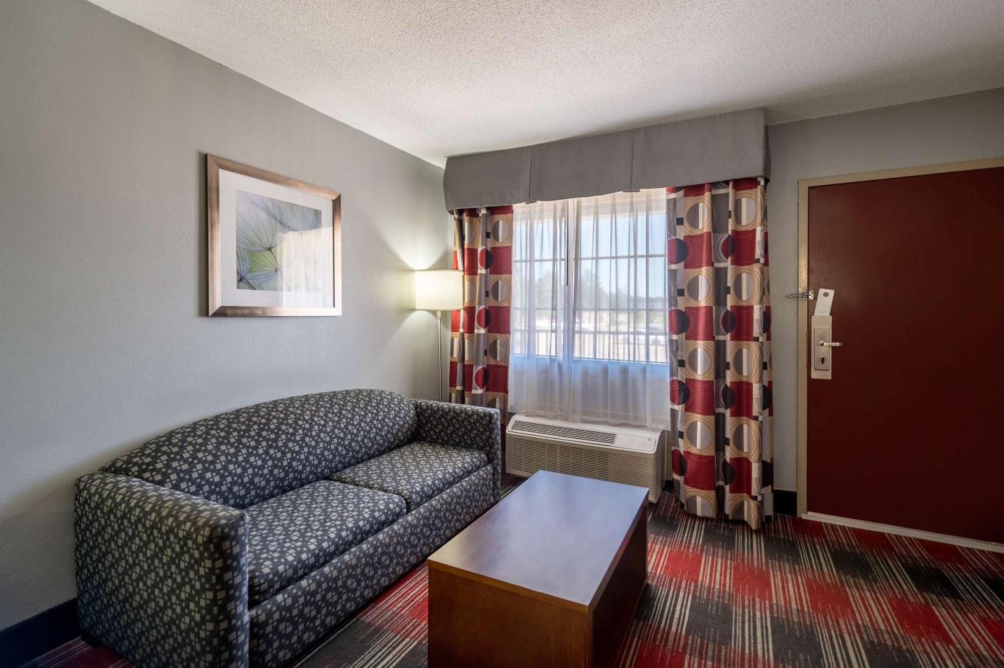Quality Inn Near Parc Накітош Екстер'єр фото