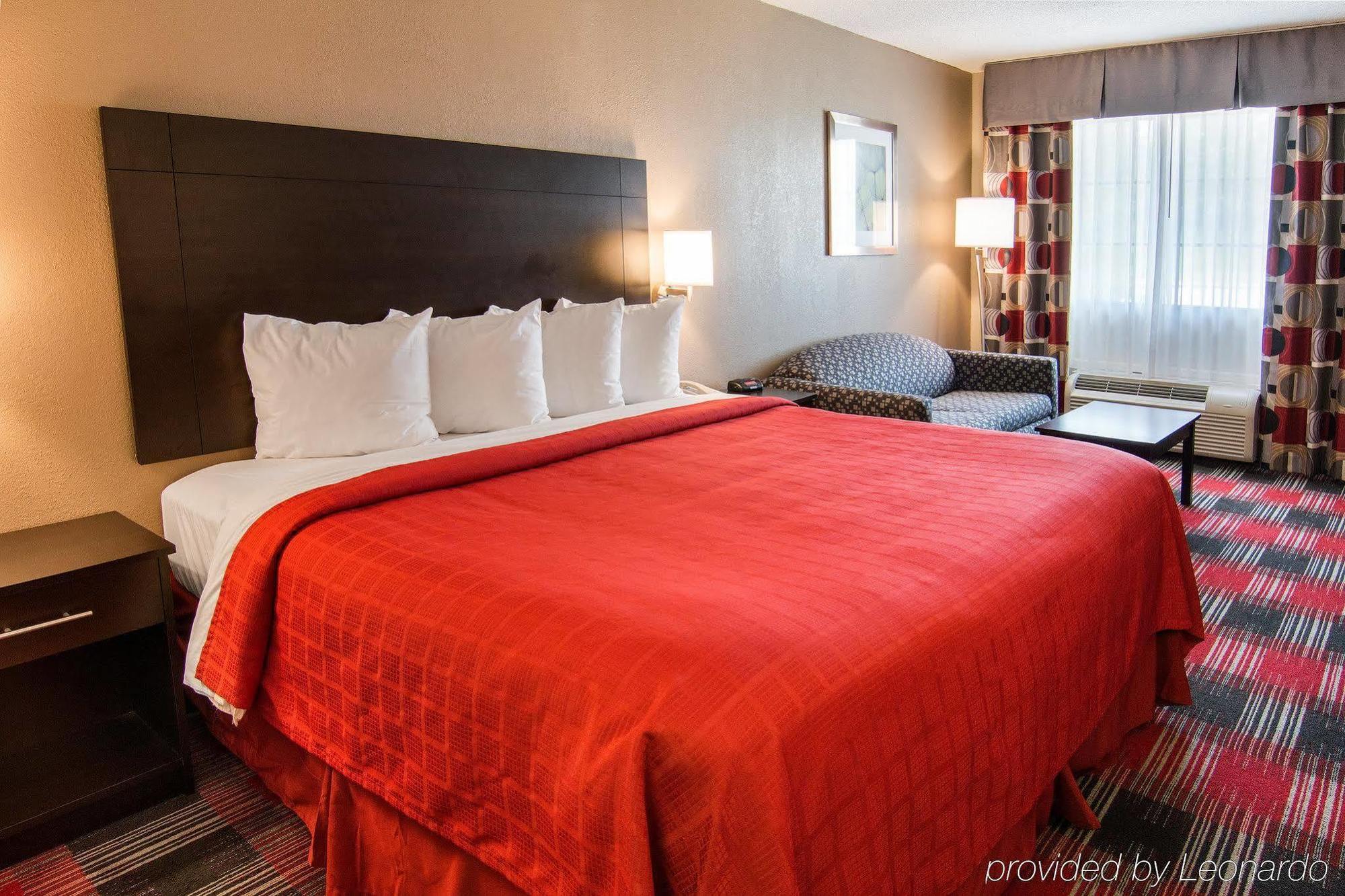 Quality Inn Near Parc Накітош Екстер'єр фото